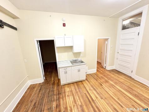 105 Bank Street Waterbury CT 06702