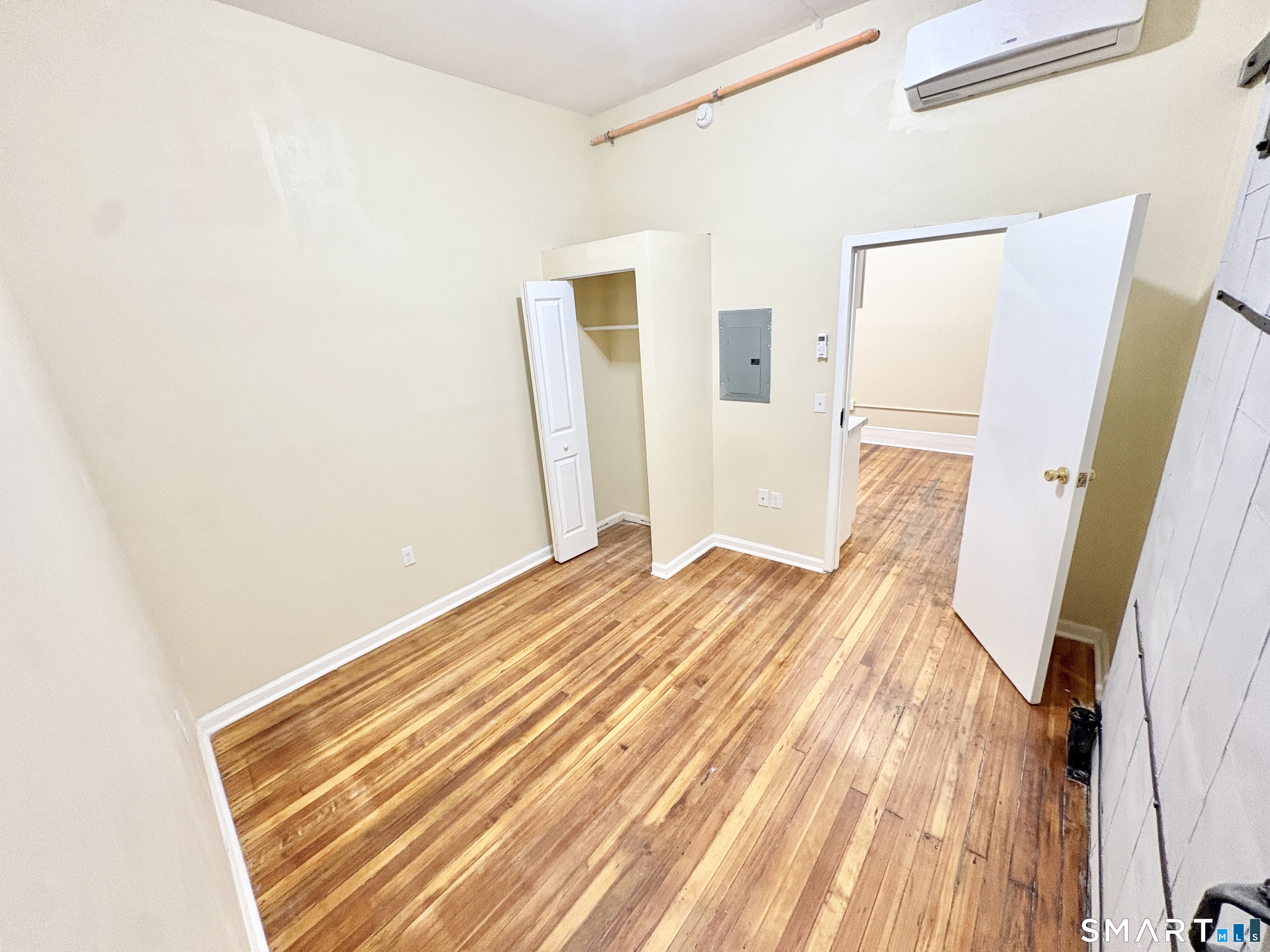 105 Bank Street Waterbury CT 06702