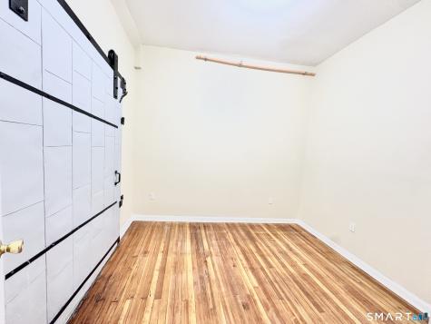 105 Bank Street Waterbury CT 06702