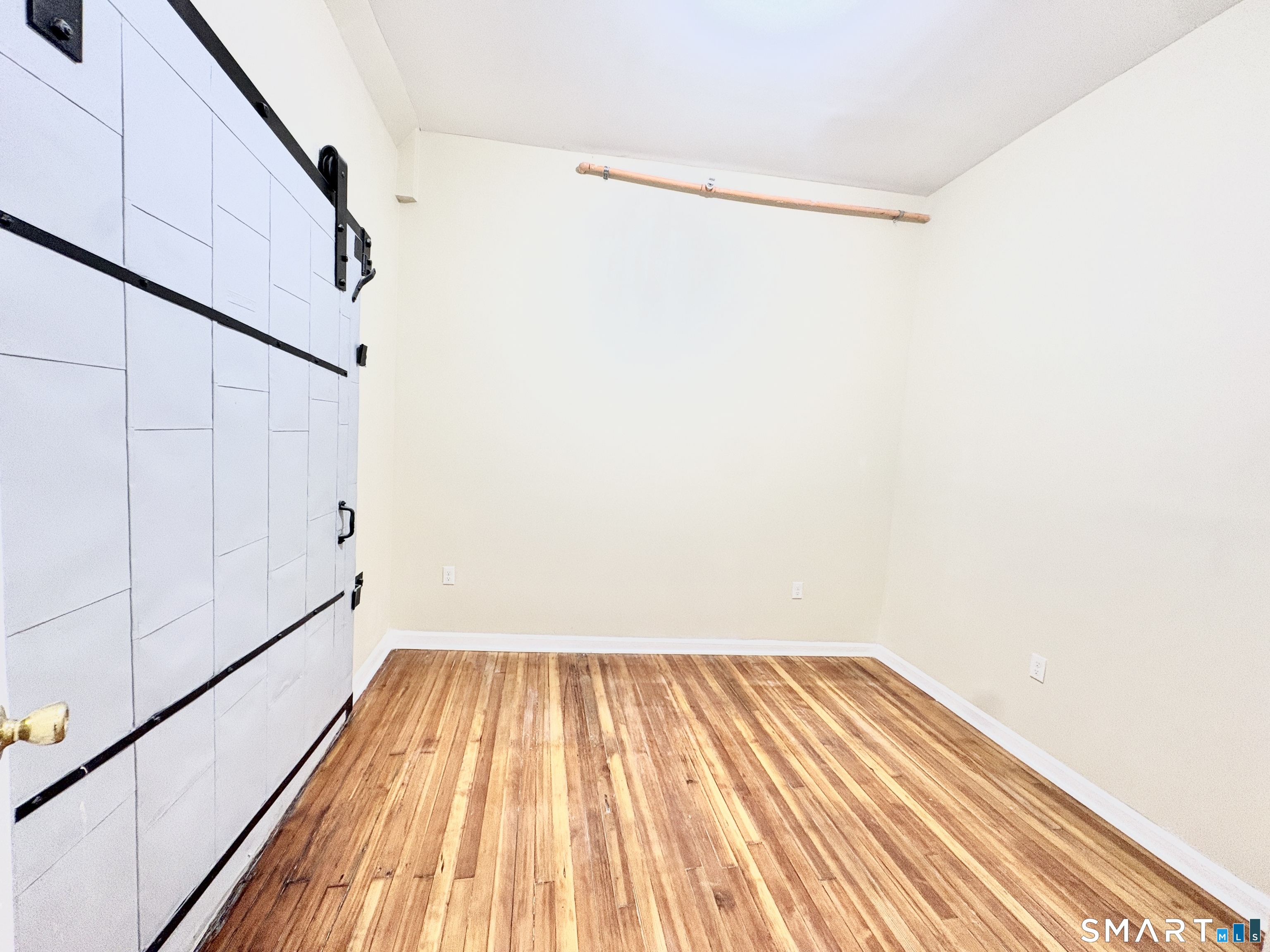 105 Bank Street Waterbury CT 06702