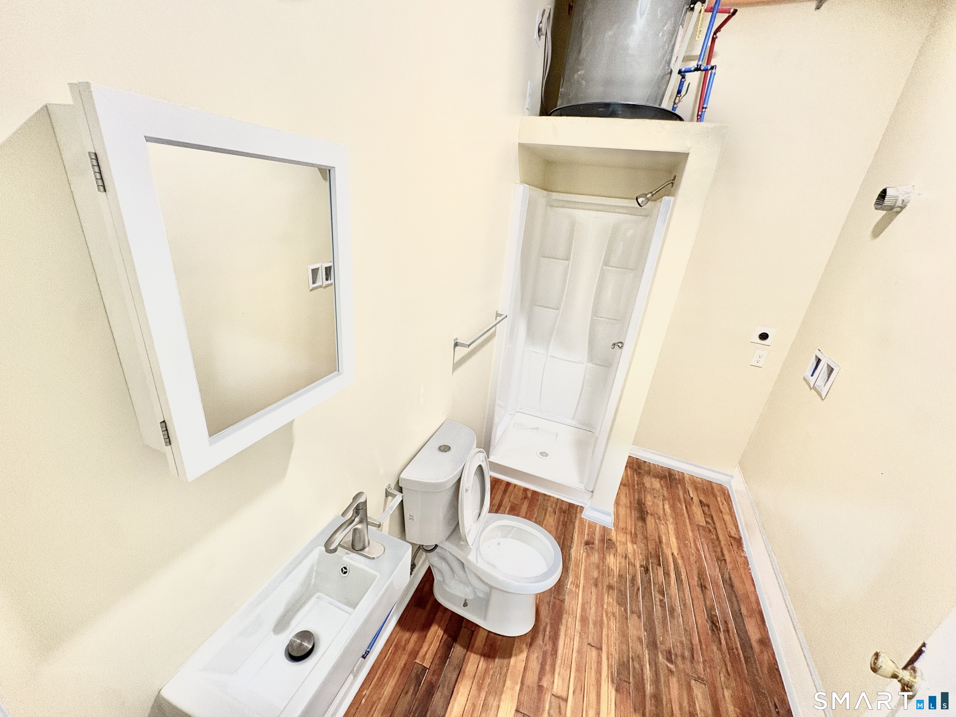 105 Bank Street Waterbury CT 06702
