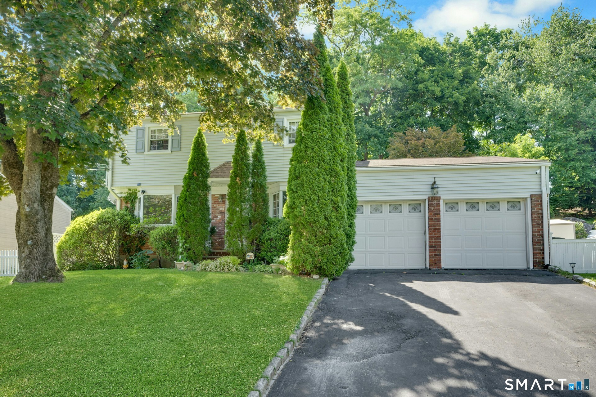 52 London Lane Stamford CT 06902