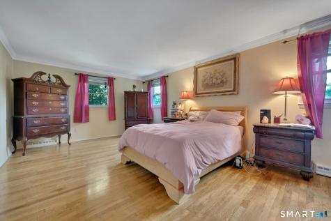 52 London Lane Stamford CT 06902
