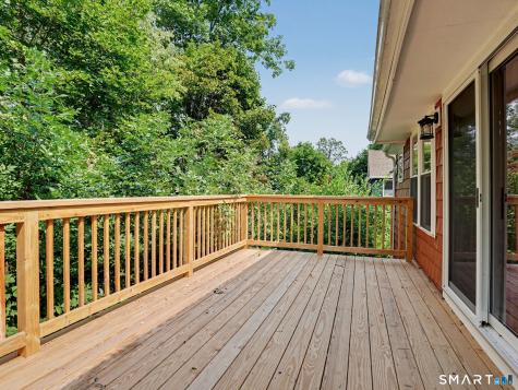22 Ridge Road New Fairfield CT 06812