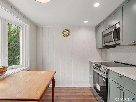 22 Ridge Road New Fairfield CT 06812