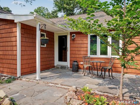 22 Ridge Road New Fairfield CT 06812