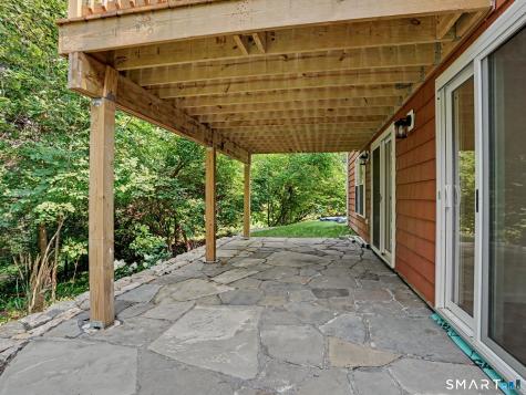 22 Ridge Road New Fairfield CT 06812