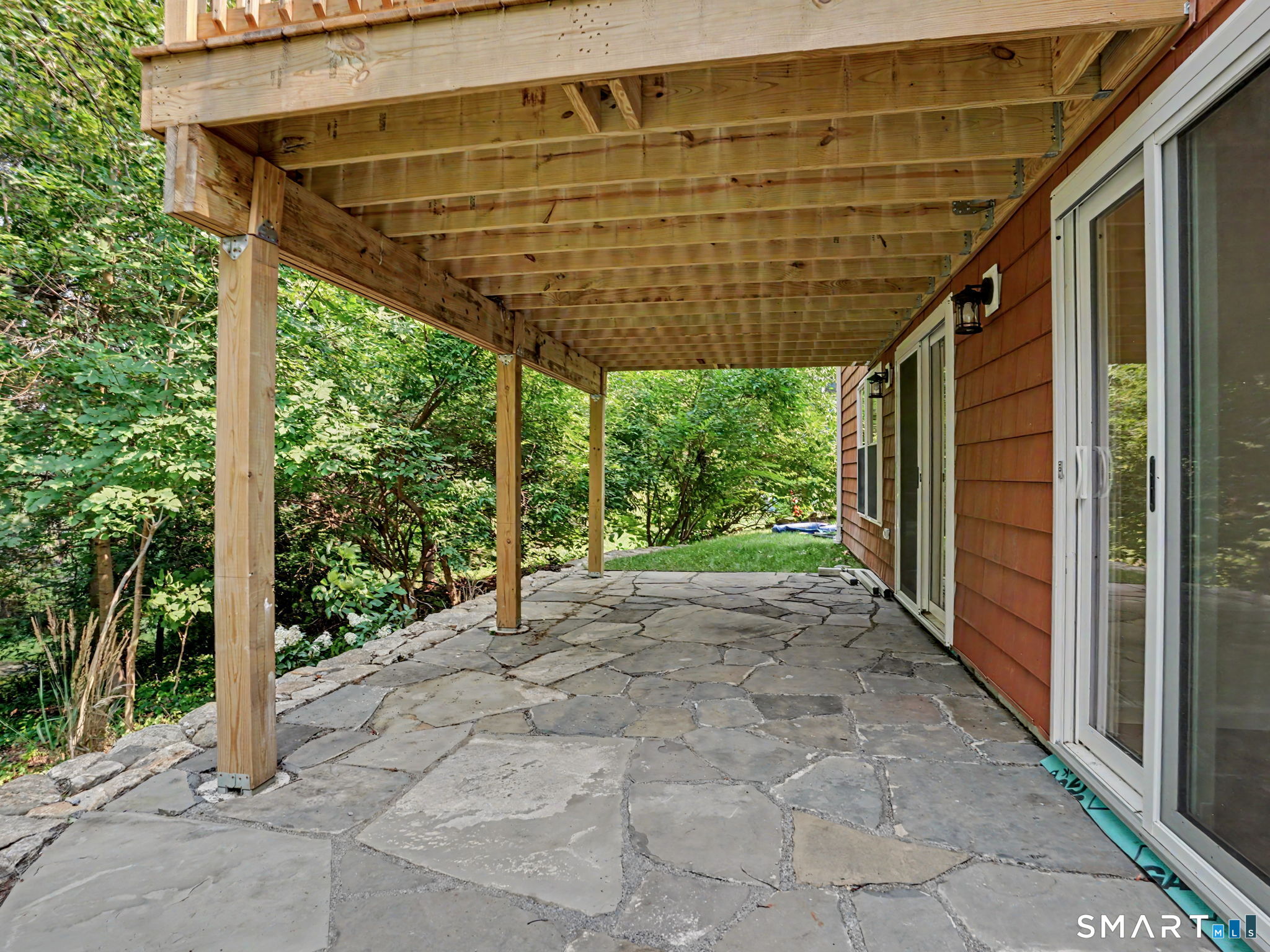 22 Ridge Road New Fairfield CT 06812
