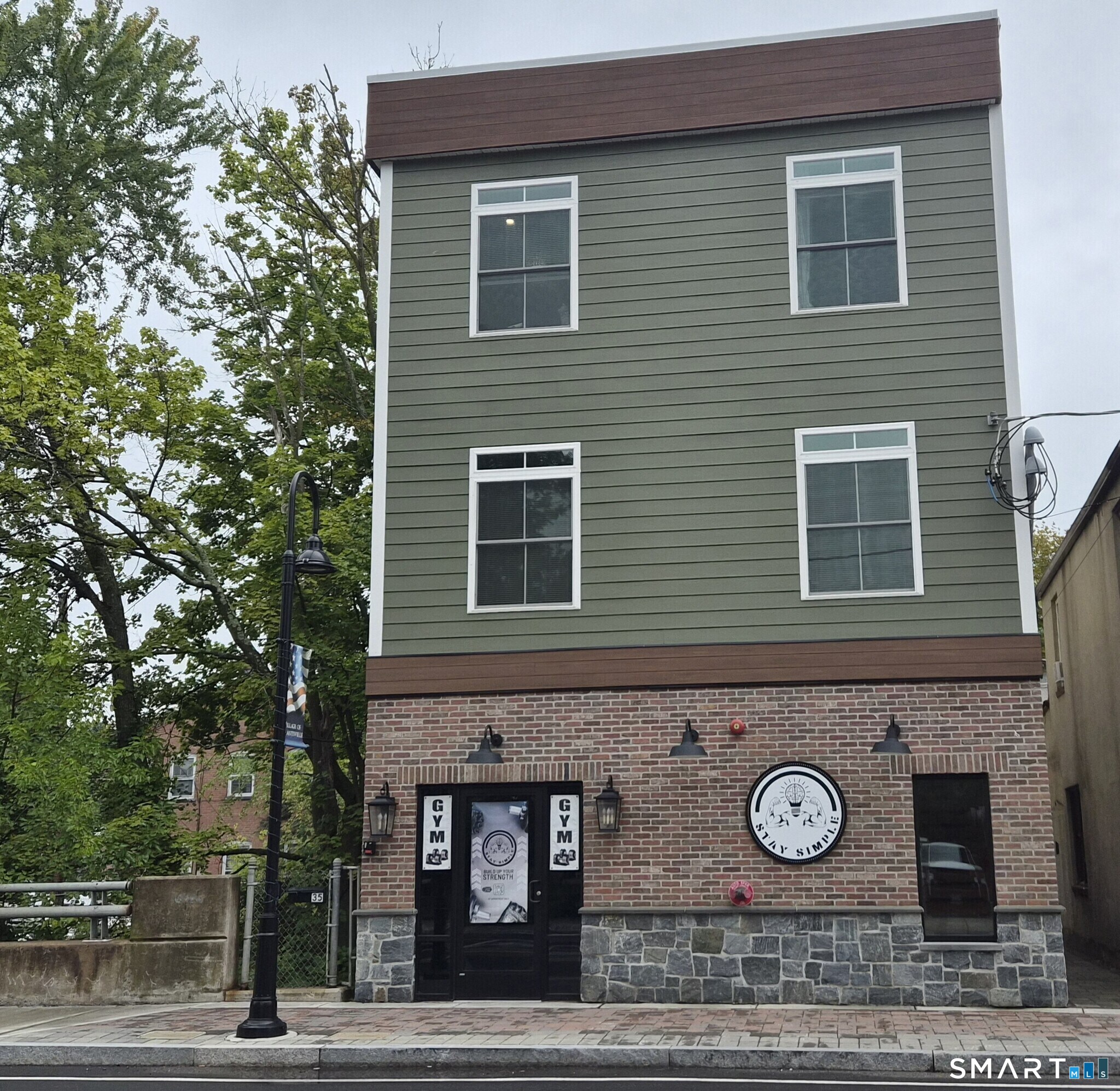 35 West Main Street Southington CT 06479