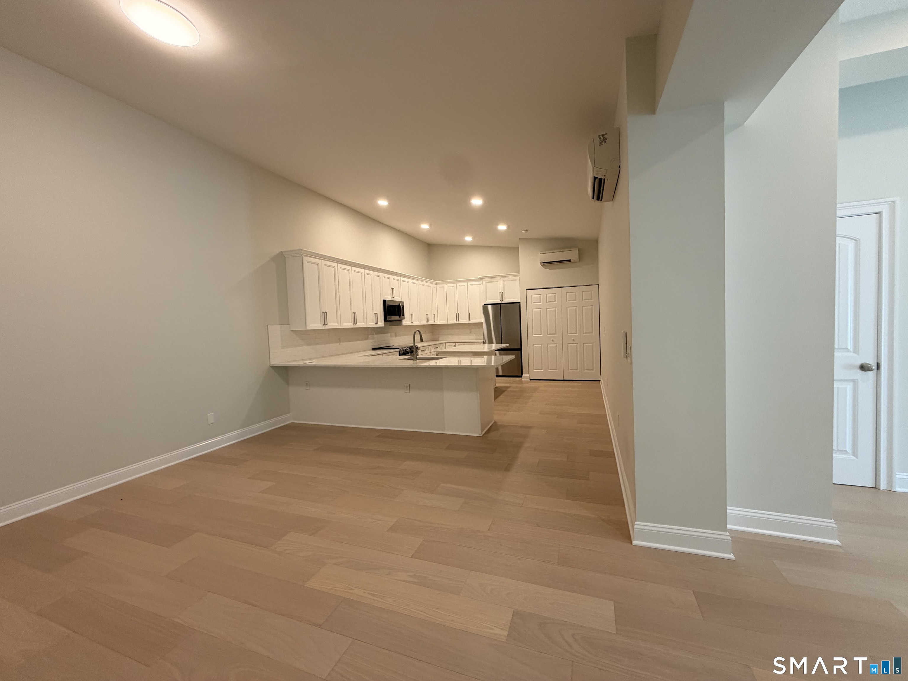 2455 Boston Post Road Guilford CT 06437