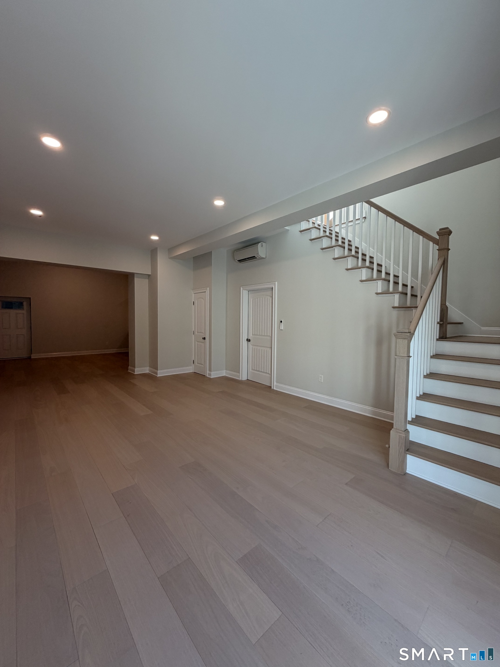 2455 Boston Post Road Guilford CT 06437