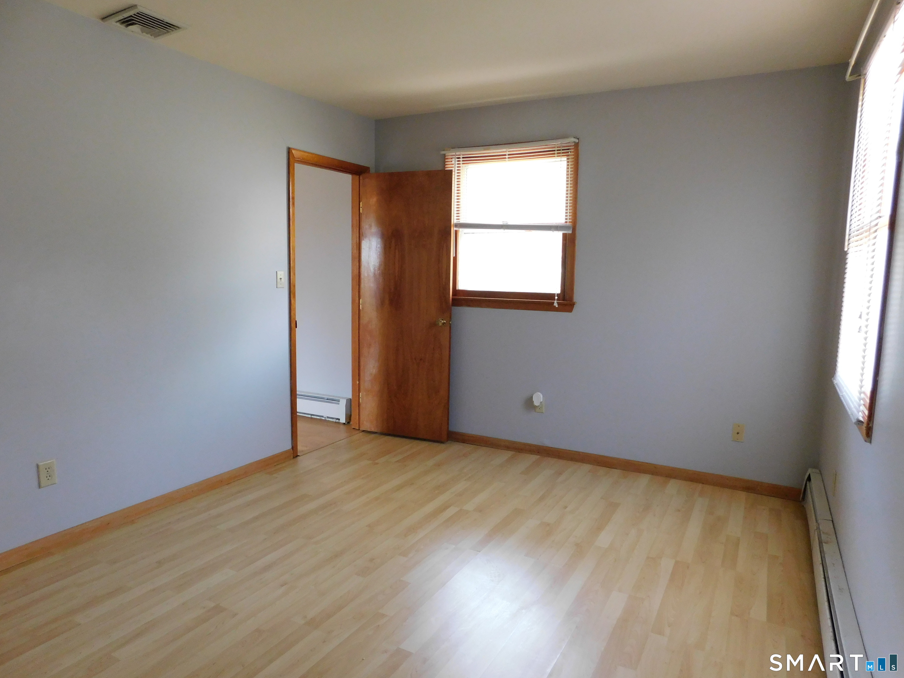 4754 Madison Avenue Trumbull CT 06611