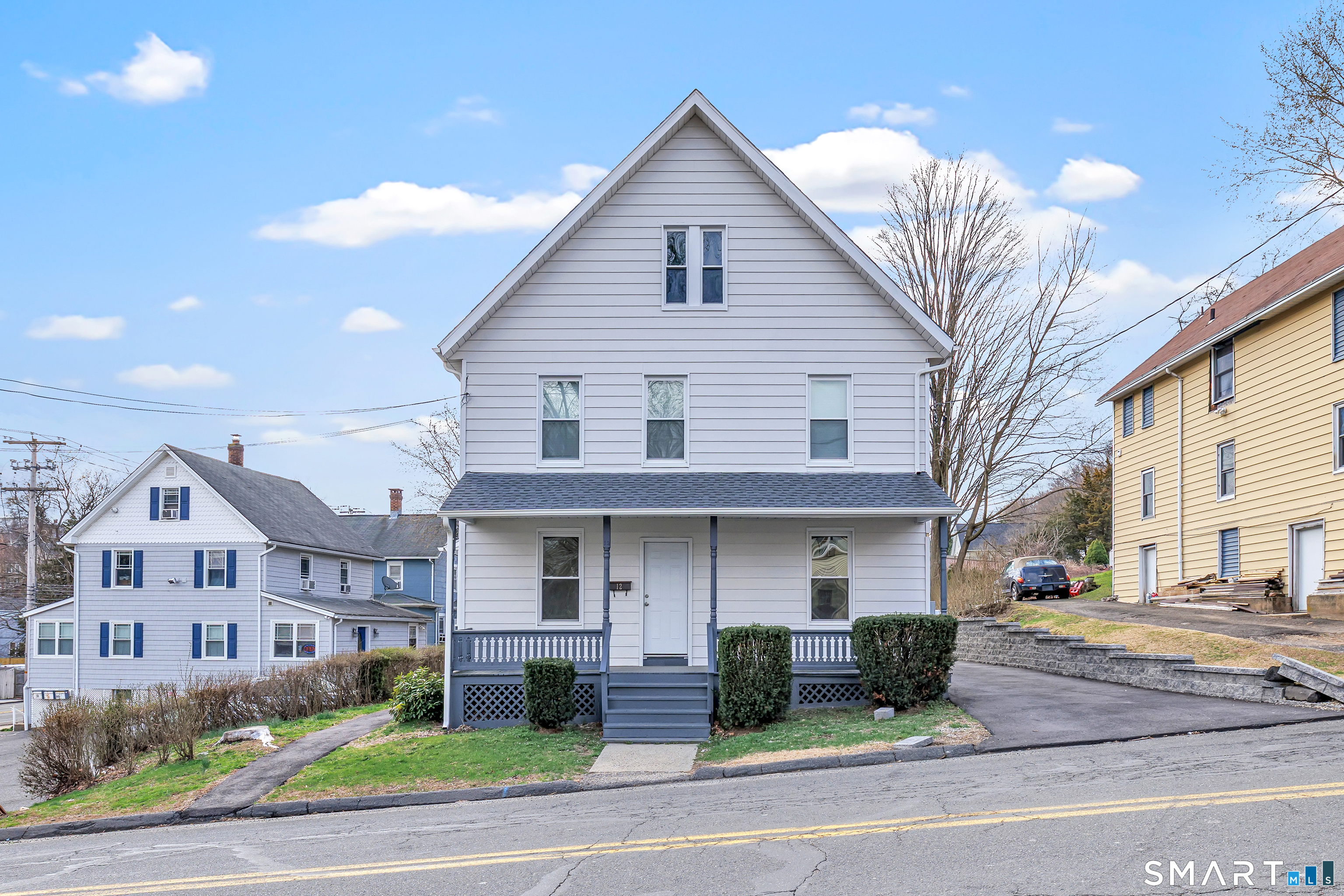 10-12 Perry Hill Road Shelton CT 06484