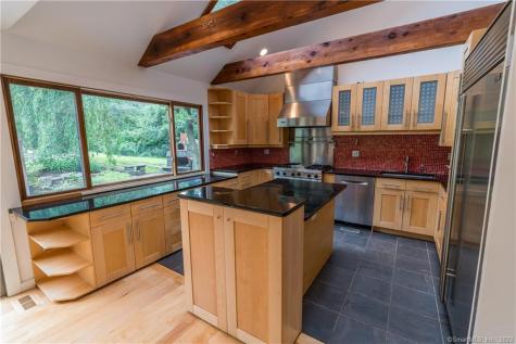 17 Ferry Lane Westport CT 06880