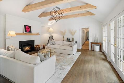 782 Smith Ridge Road New Canaan CT 06840