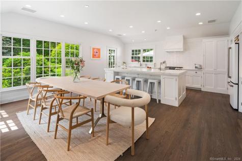 782 Smith Ridge Road New Canaan CT 06840