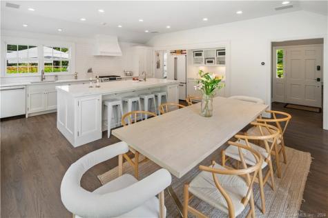 782 Smith Ridge Road New Canaan CT 06840