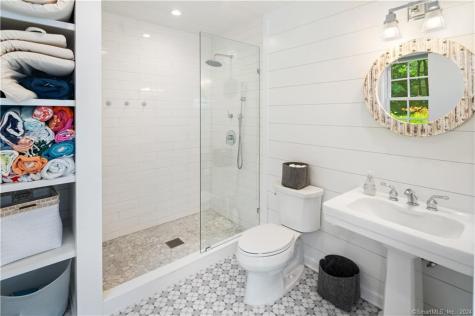 782 Smith Ridge Road New Canaan CT 06840