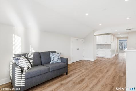 82 Wall Street Madison CT 06443