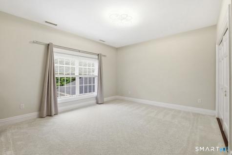 18 West Haviland Lane Stamford CT 06903