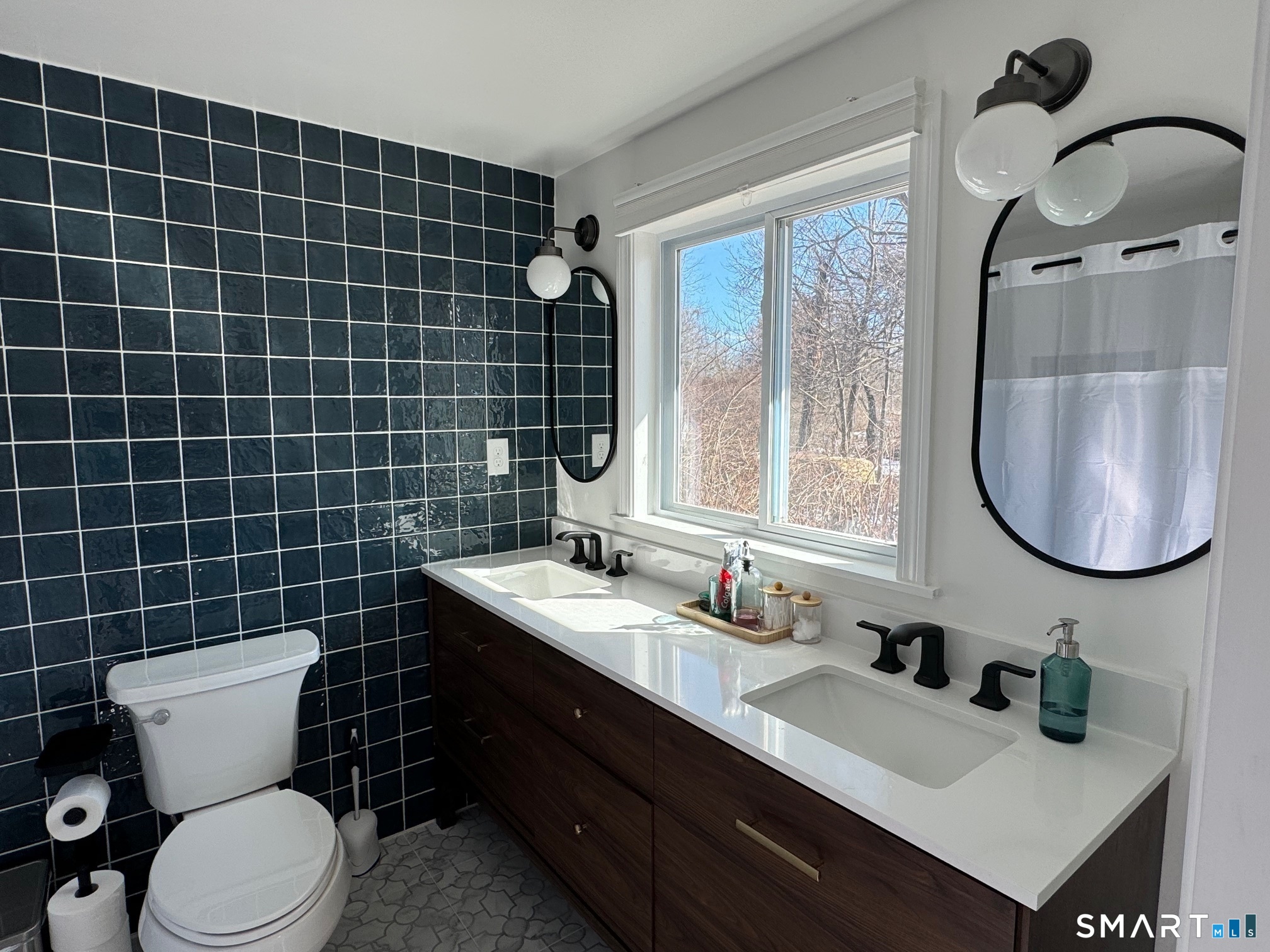 7 Old Town Highway East Haven CT 06512
