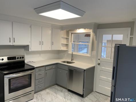 103 Seymour Avenue West Hartford CT 06110