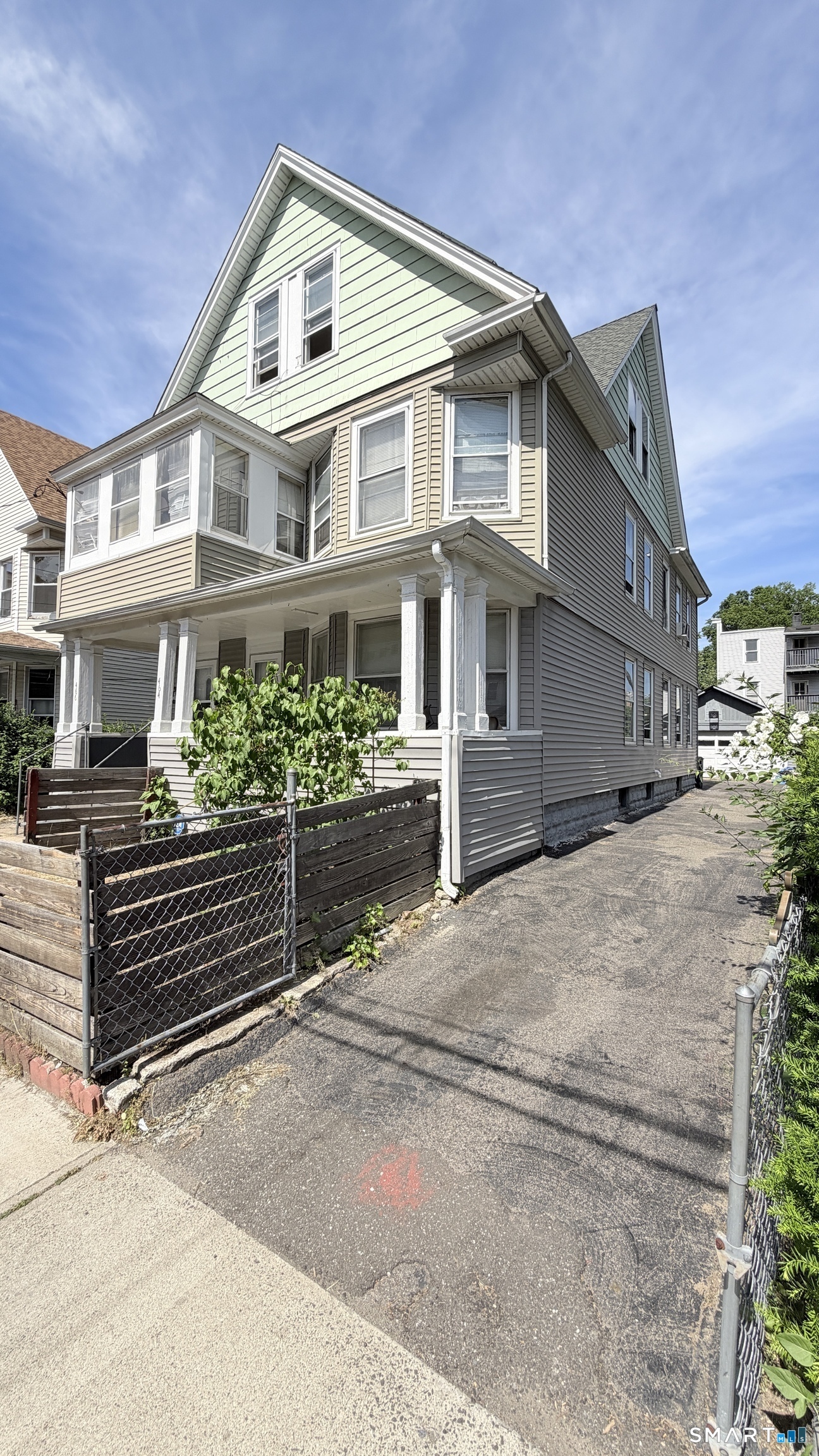 466 Hollister Avenue Bridgeport CT 06607