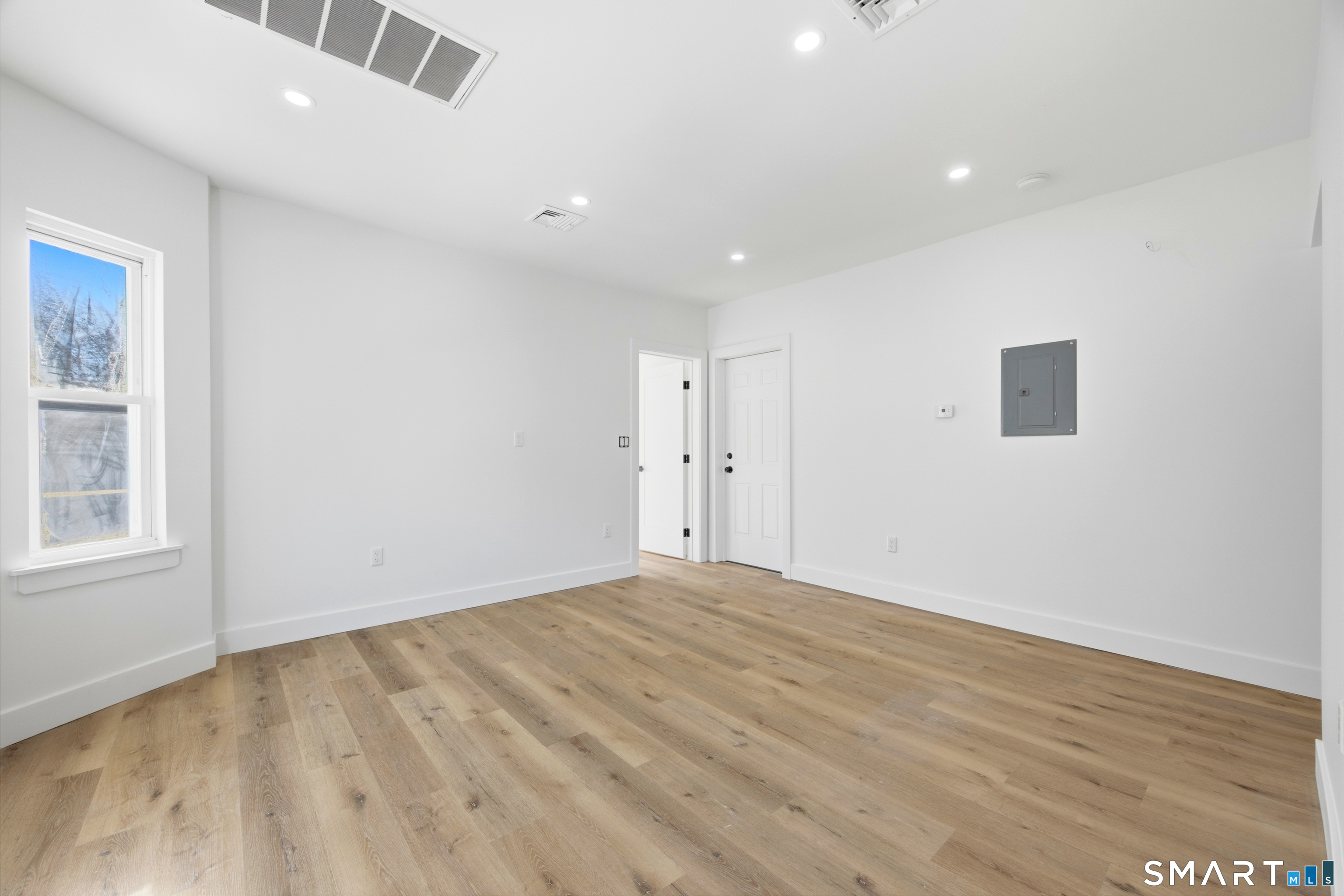 145 Crystal Avenue New London CT 06320