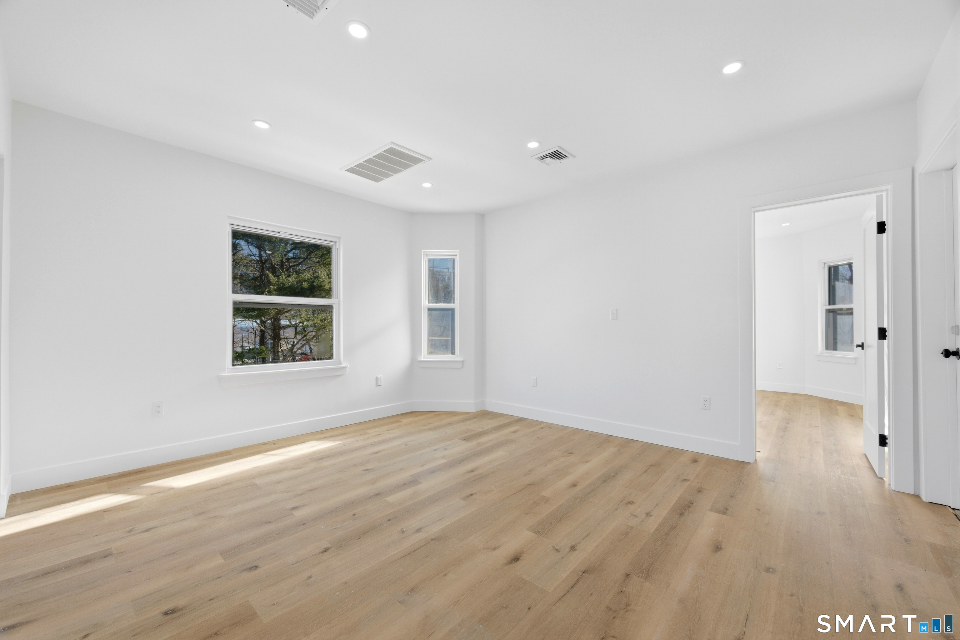 145 Crystal Avenue New London CT 06320