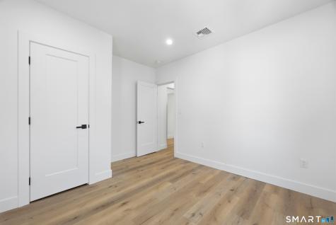 145 Crystal Avenue New London CT 06320