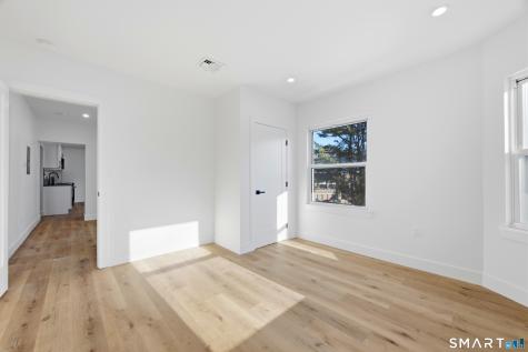 145 Crystal Avenue New London CT 06320