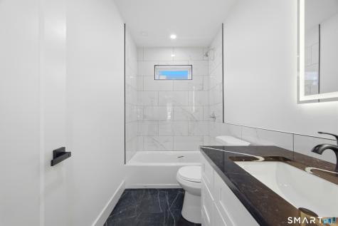 145 Crystal Avenue New London CT 06320