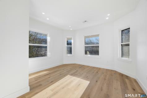 145 Crystal Avenue New London CT 06320