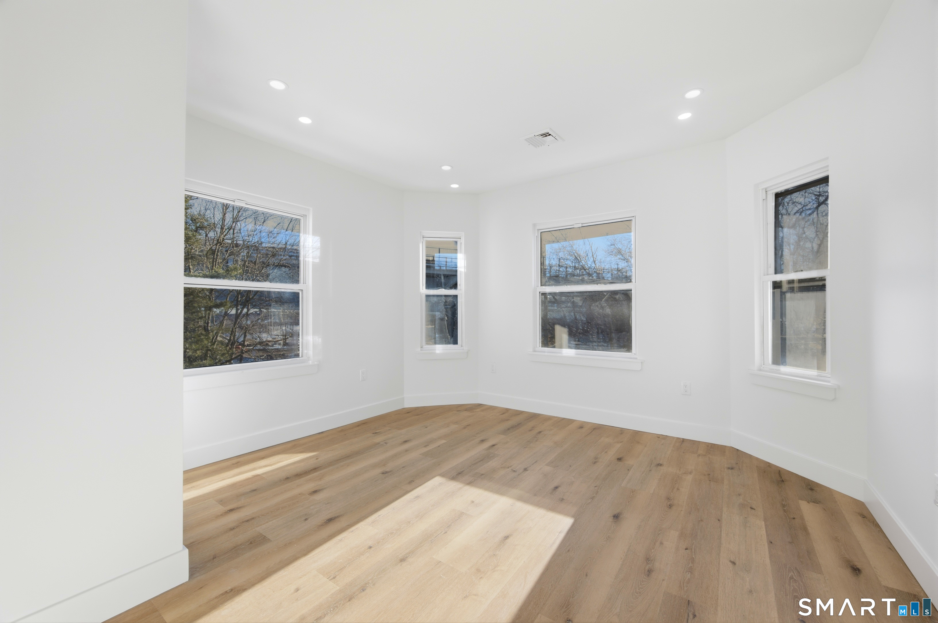 145 Crystal Avenue New London CT 06320
