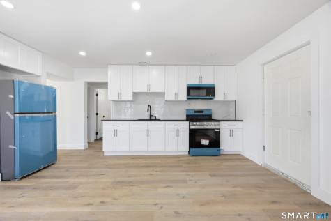 145 Crystal Avenue New London CT 06320