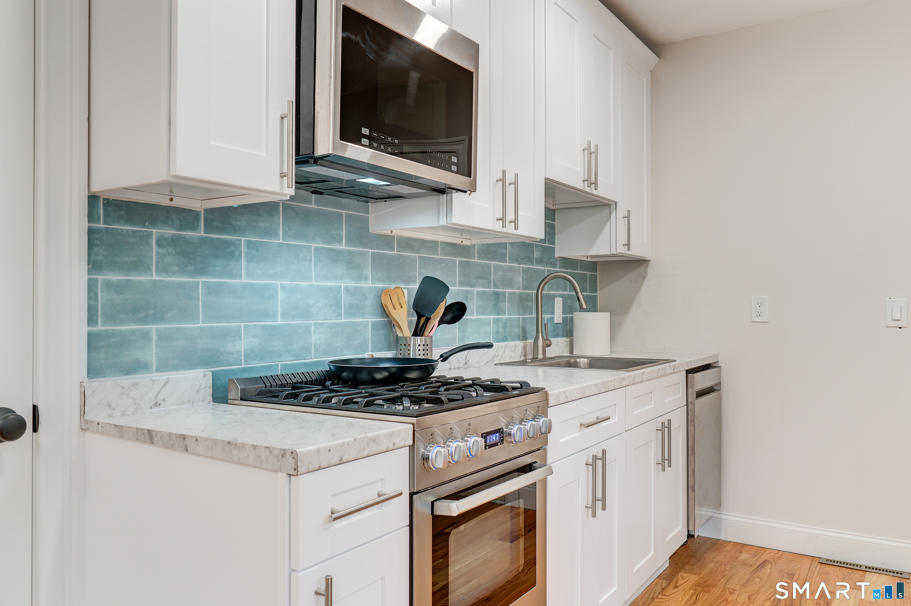 11 Lawrence Street New Haven CT 06511