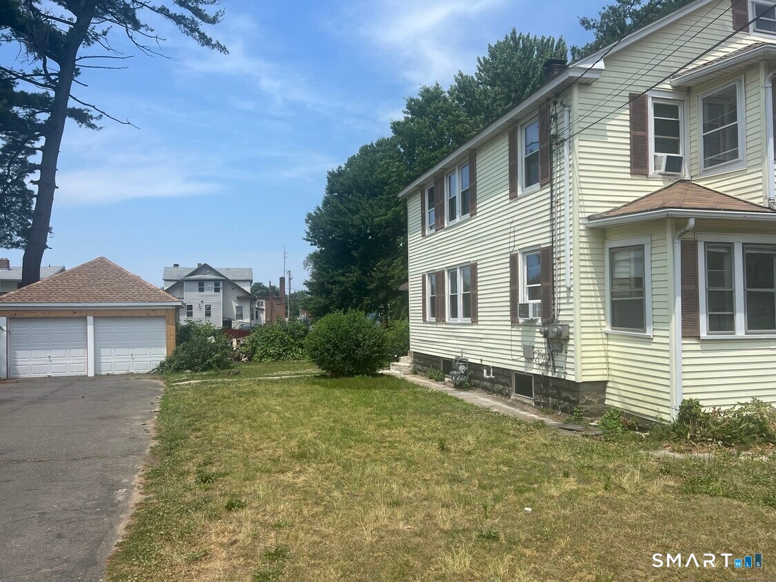 24-26 Judson Avenue East Hartford CT 06118