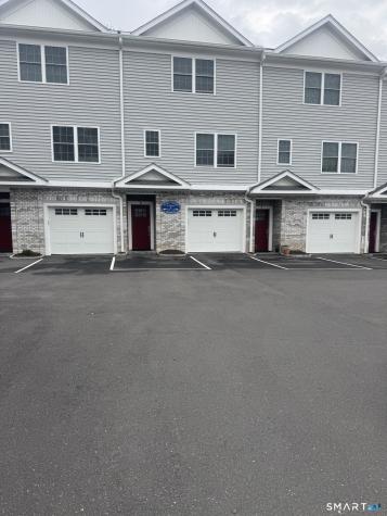 2 Beacon Square Fairfield CT 06825