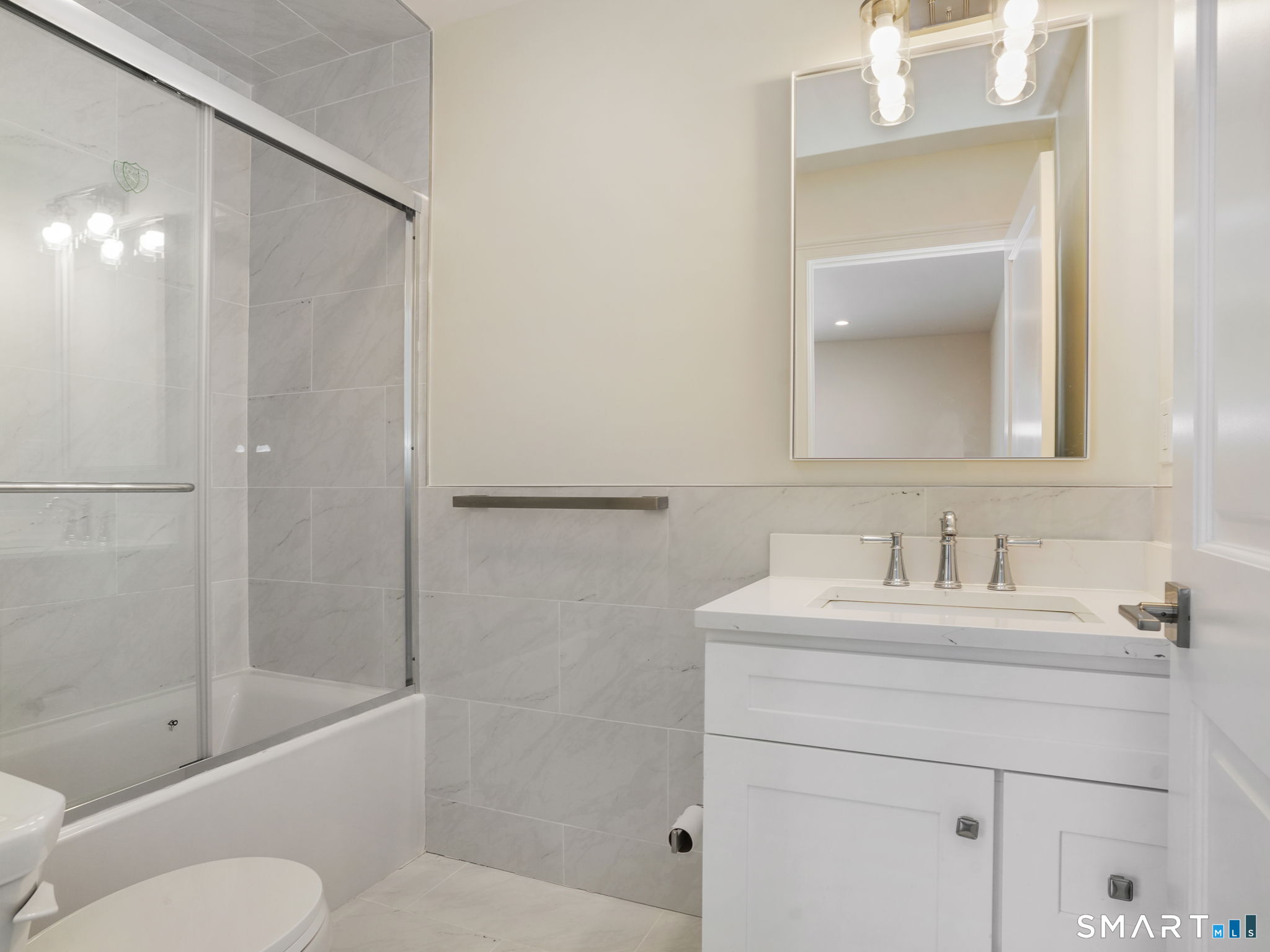 2 Beacon Square Fairfield CT 06825