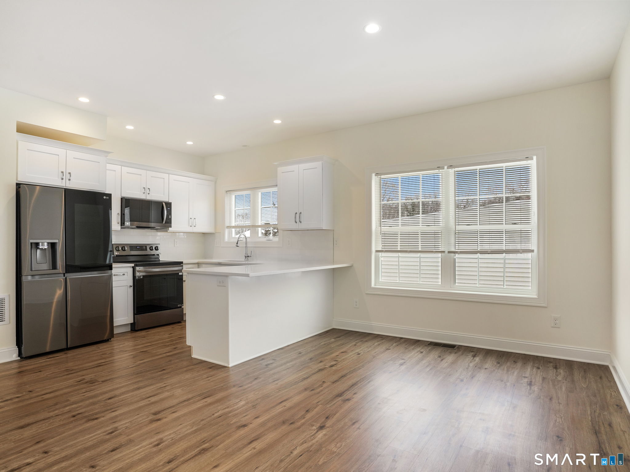 2 Beacon Square Fairfield CT 06825