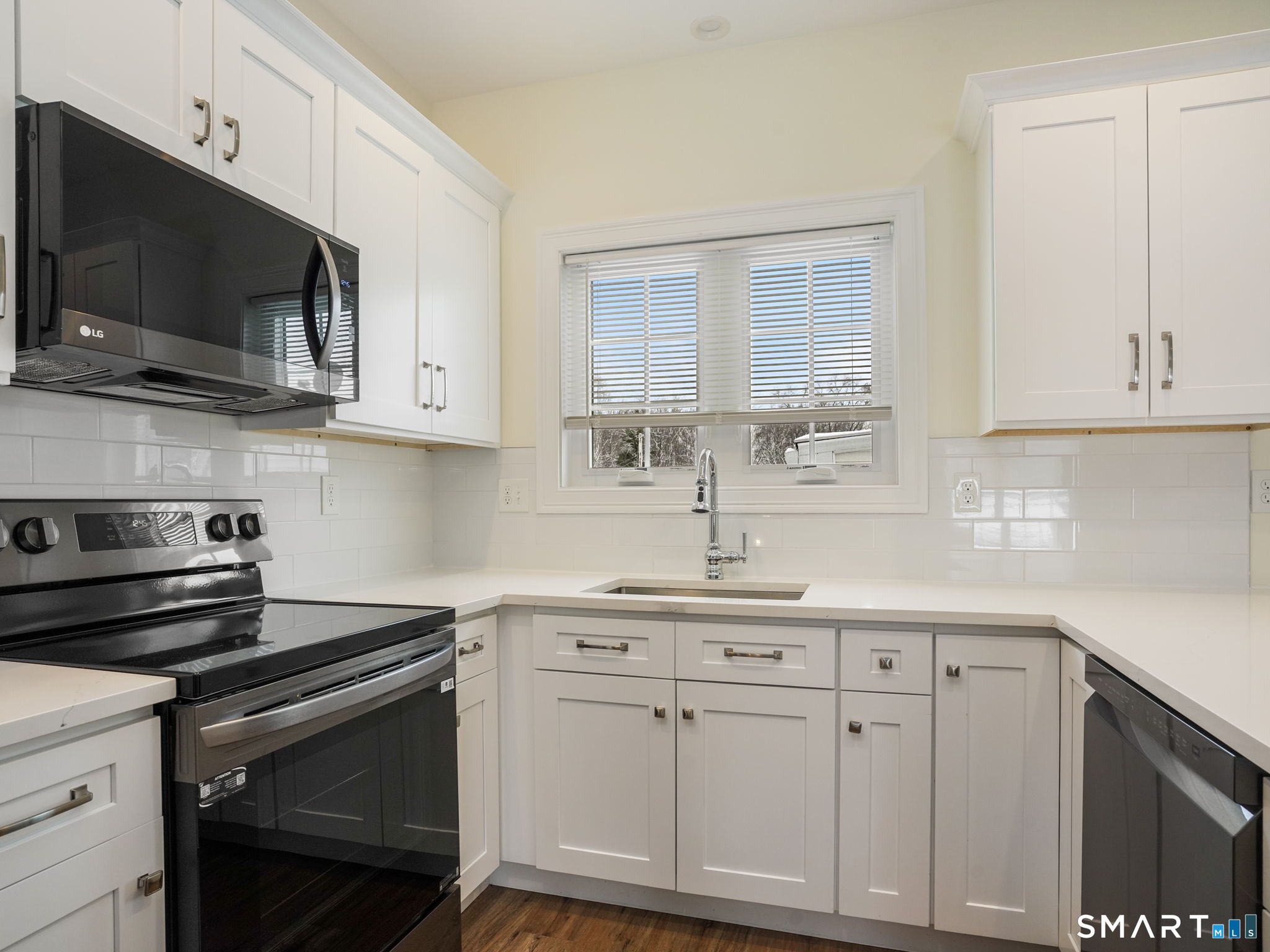2 Beacon Square Fairfield CT 06825