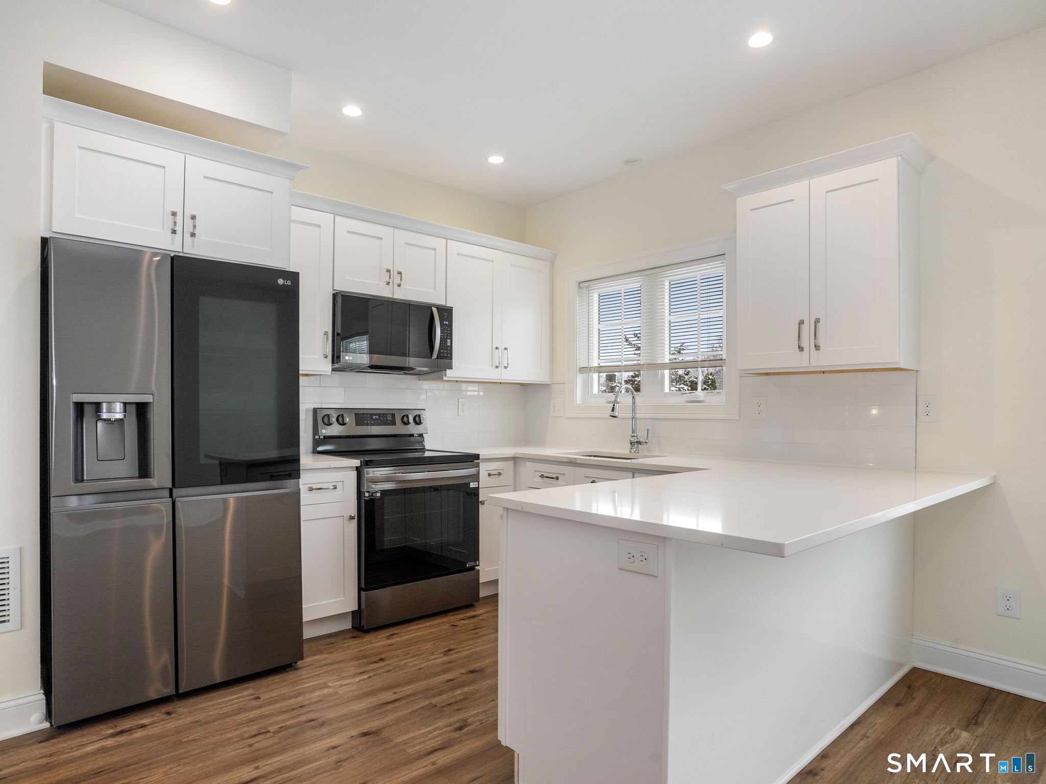 2 Beacon Square Fairfield CT 06825