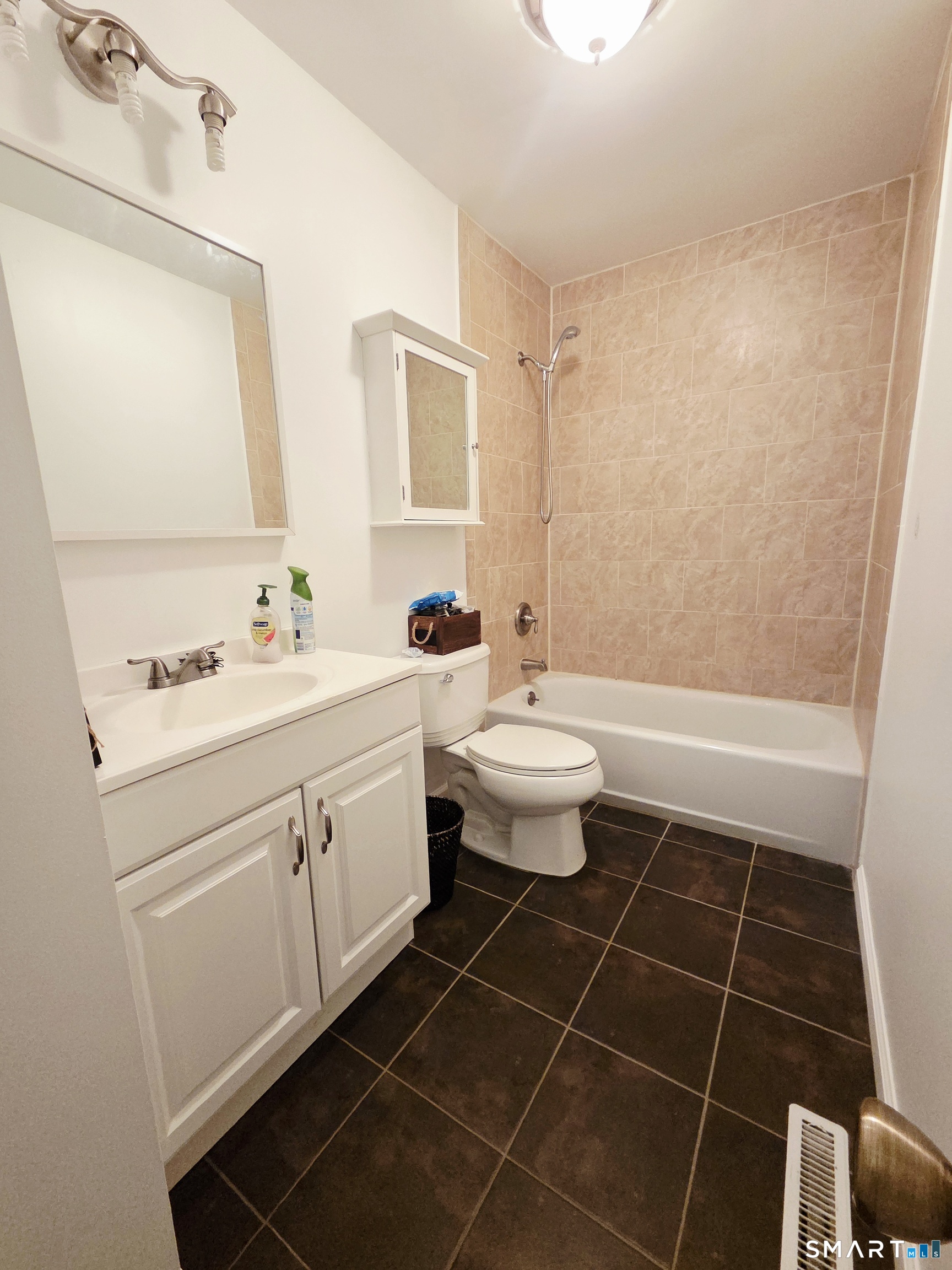 5 Cherokee Court Cromwell CT 06416