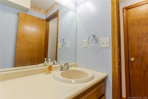 22 Windwood Drive Windsor Locks CT 06096
