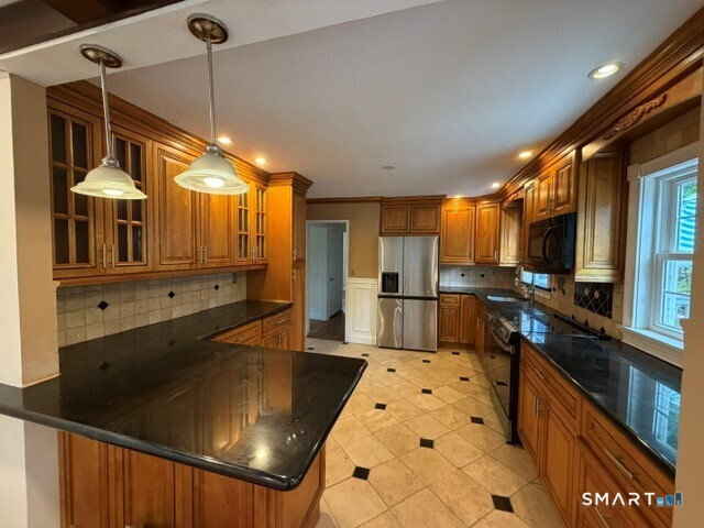 157 Samp Mortar Drive Fairfield CT 06824