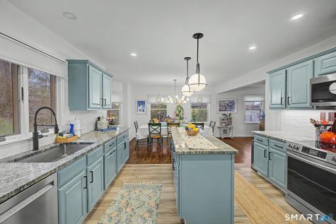 14 Shore Road Danbury CT 06811
