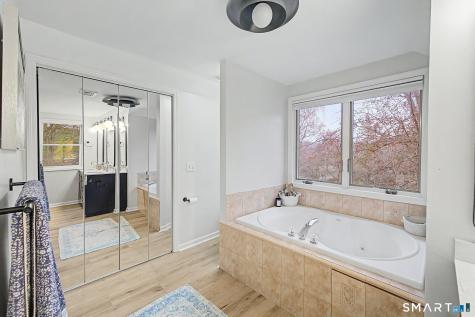 14 Shore Road Danbury CT 06811