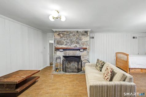 14 Shore Road Danbury CT 06811