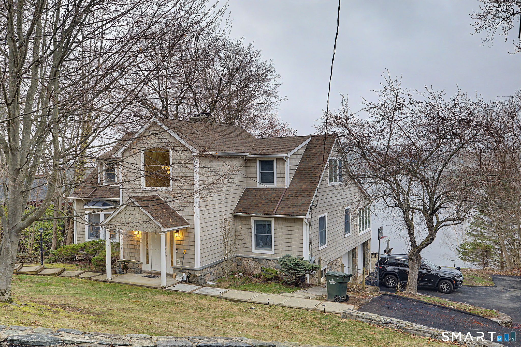 14 Shore Road Danbury CT 06811