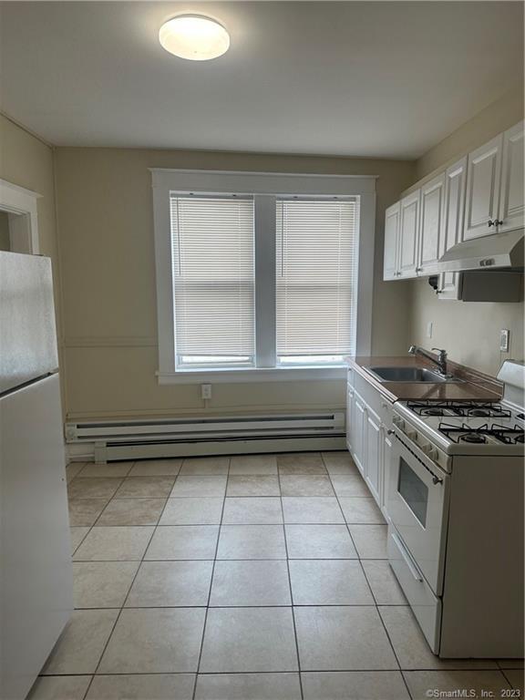 2483 Main Street Bridgeport CT 06606